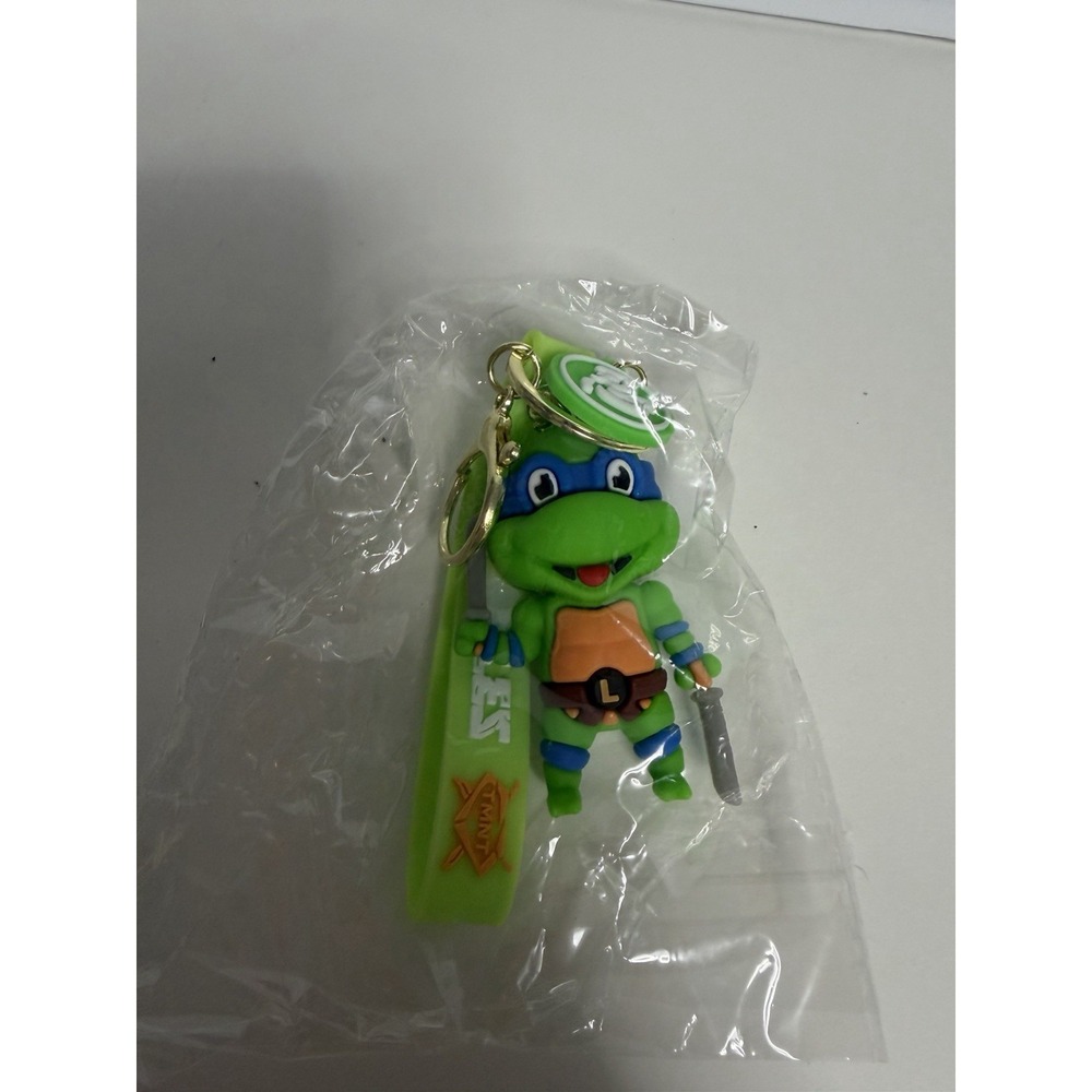 Teenage Mutant Ninja Turtles (TMNT) Leonardo Keychain Brand New K-1